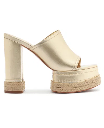 Schutz Darah Platform Sandal In Gold
