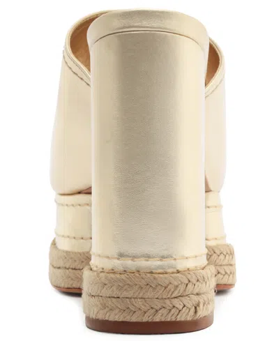 Schutz Darah Platform Sandal In Gold