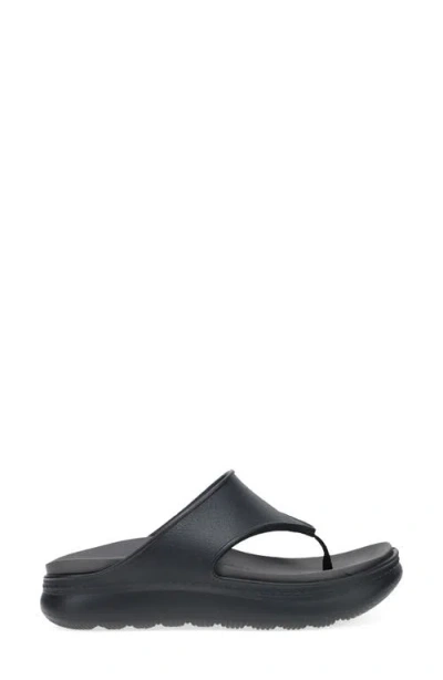 Dansko Devyn Platform Flip Flop In Black