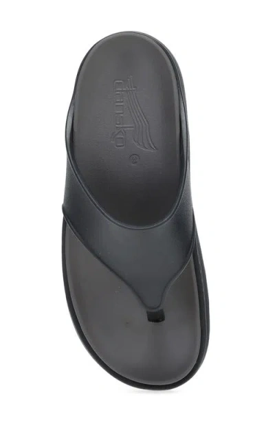 Dansko Devyn Platform Flip Flop In Black