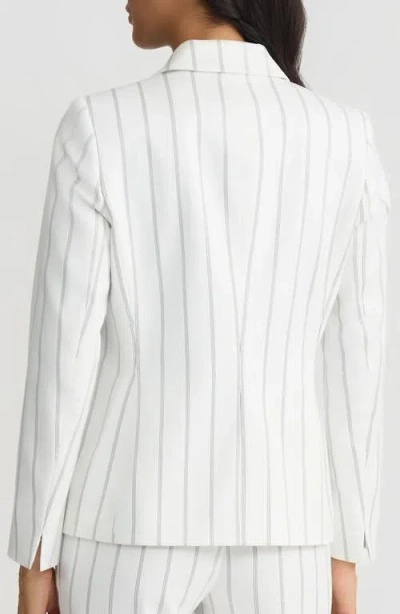 Kasper One-button Jacket In White