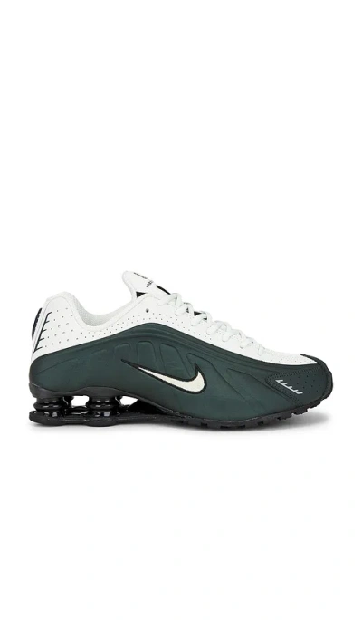Nike Shox R4 Lace-up Sneakers In Green | ModeSens