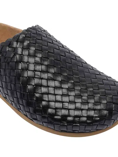 Dragon Diffusion Leather Mules In Black