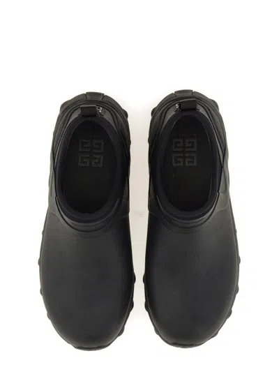 Givenchy Black Bogs Rubber Chelsea Boots In Black
