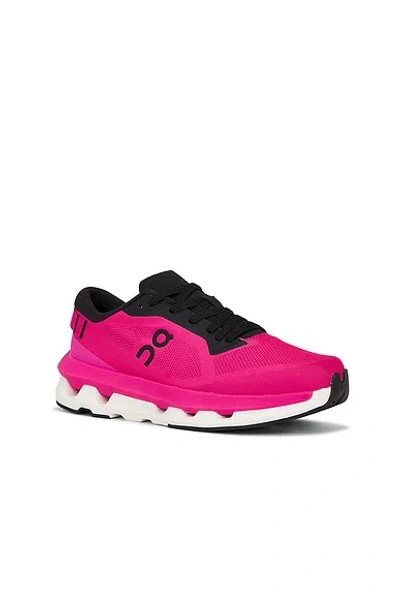 On Cloudze Sneaker In Pink