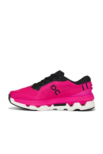 On Cloudze Sneaker In Pink