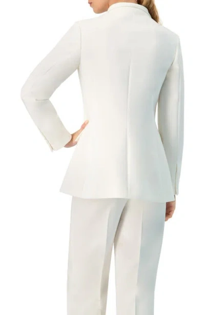 Ivonne No Lapel Single-button Blazer In White
