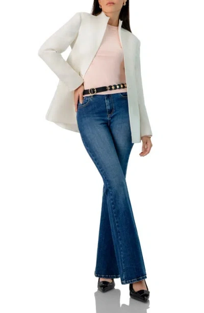 Ivonne No Lapel Single-button Blazer In White