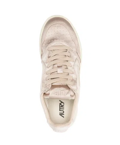 Autry Lace-up Sneakers In White