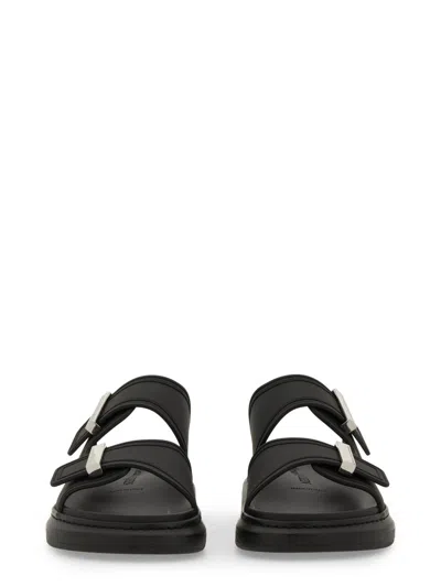 Alexander Mcqueen Sandalo Hybrid Oversize In Black