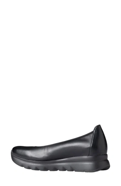Wolky Snallerina Flat In Multi