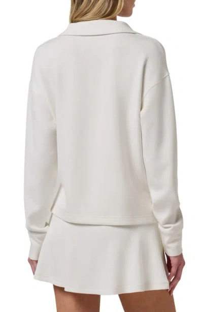 Travismathew Skyloft V-neck Pullover In White