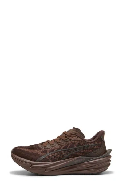 Puma Deviate Nitro 4 Running Shoe In Brown
