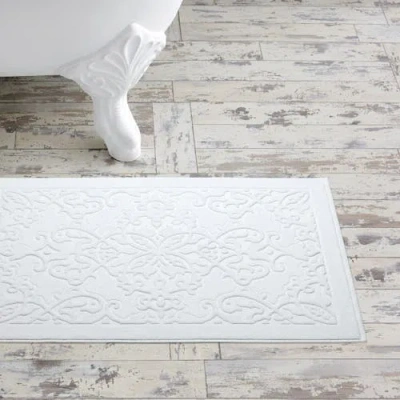Togas Thira Bath Mat In White
