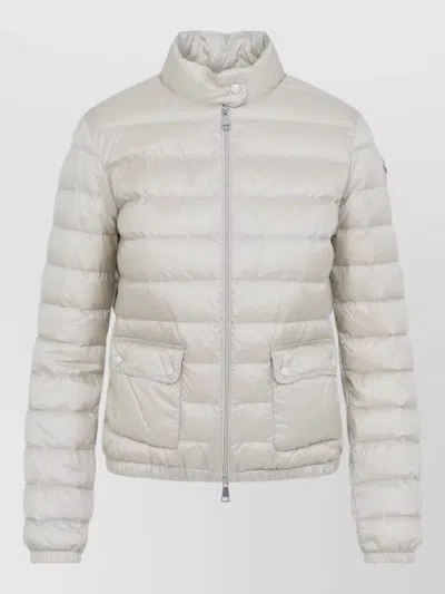 Moncler White Crop Down Jacket With Drawstring In White