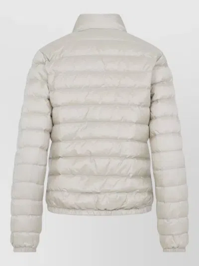 Moncler White Crop Down Jacket With Drawstring In White