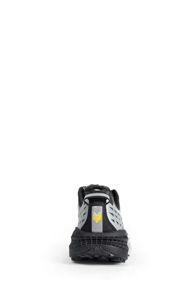 Hoka U Speedgoat 2ts Black Low Top Sneakers With Printed Laces And Logo Lettering On The Side In Tech Fab