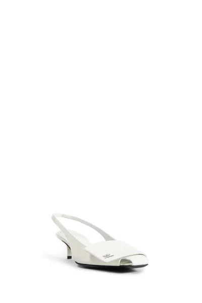 Courrèges White Fold Iced Leather Slingback Heels In White