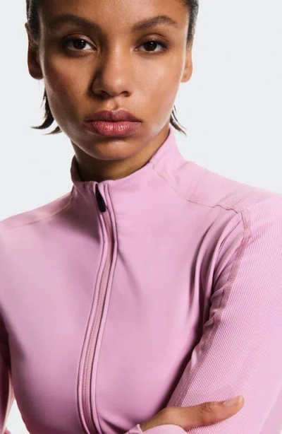 On Zip Studio Jacket In Pink