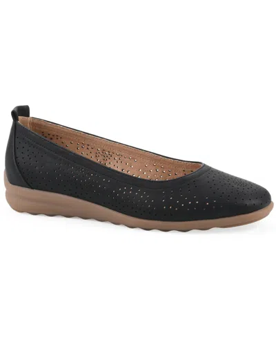Cliffs By White Mountain Cortney Perforated Ballet Flat In Black