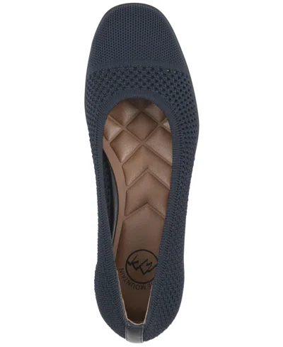 White Mountain Florian Flat In Blue