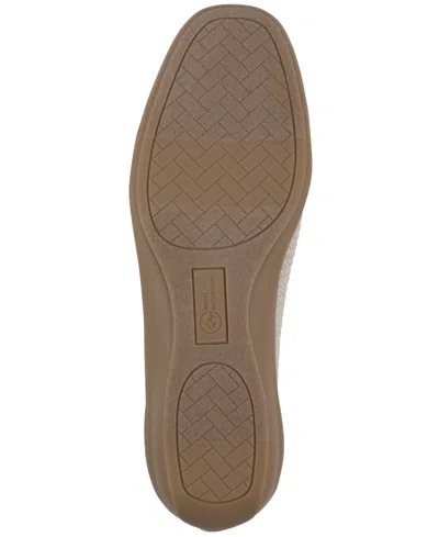 White Mountain Florian Flat In Multi