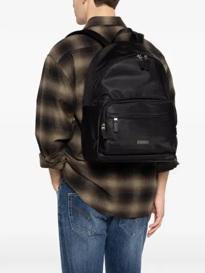 Calvin Klein Logo-plaque Backpack In White