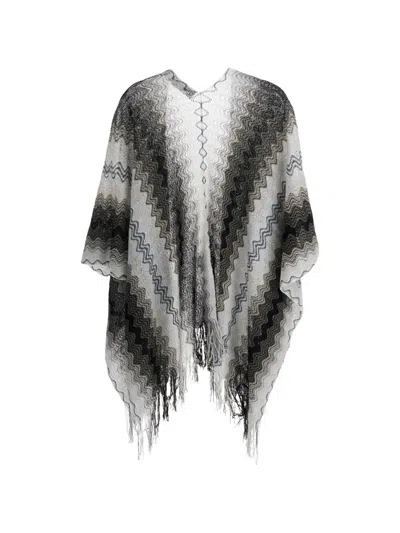 人字纹图案流苏斗篷