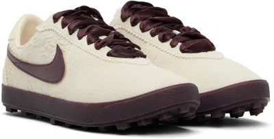 Nike Astrograbber Leather Se Sneakers In Neutral