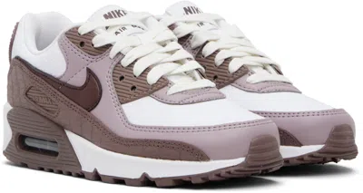 Nike Air Max 90 Sneaker In Brown