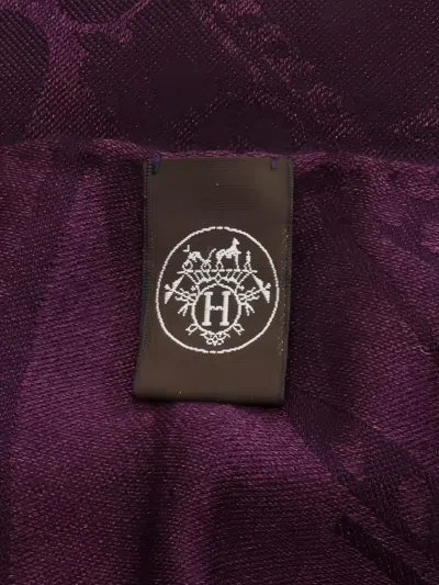 Pre-owned Hermes 2000s New Libris Patterned Shawl In Purple