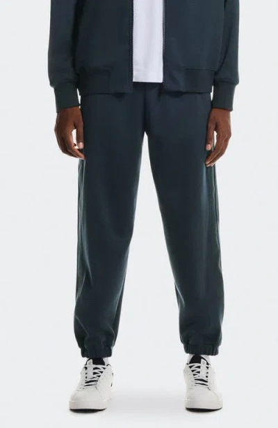 On Courtside Jogger Pants In Blue