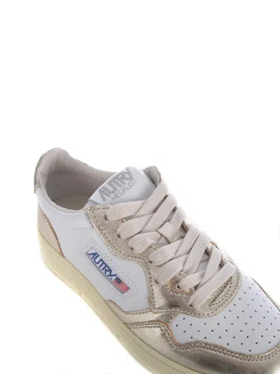 Autry Medalist Low Bicolor White Platinum Sneakers In Multi