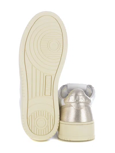 Autry Medalist Low Bicolor White Platinum Sneakers In Multi