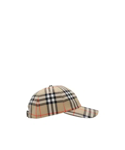 Burberry Check Pattern Cap Curved Brim Design In Brown