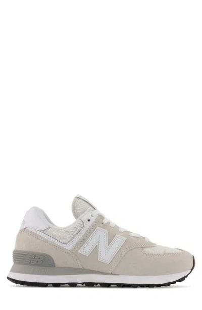 New Balance 574 Sneaker In White