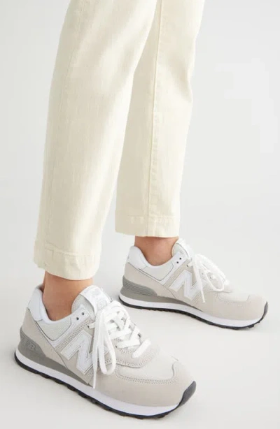 New Balance 574 Sneaker In White