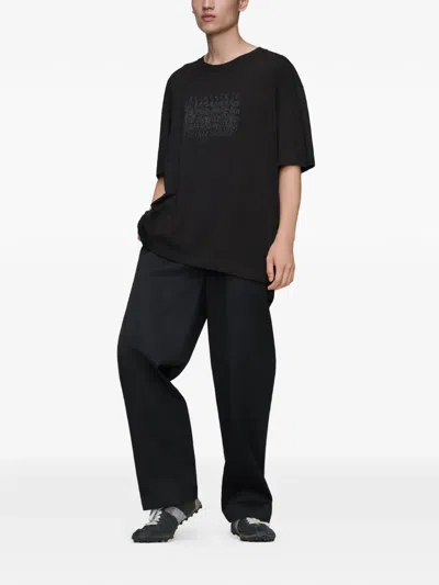Maison Margiela Classic Black T-shirt With Round Neckline And Short Sleeves In Black