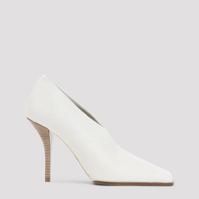 Alaïa Elegant 90mm Pumps In White
