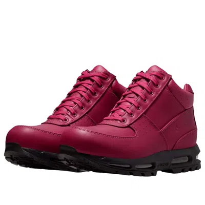 Nike Air Max Goadome Boot In Burgundy