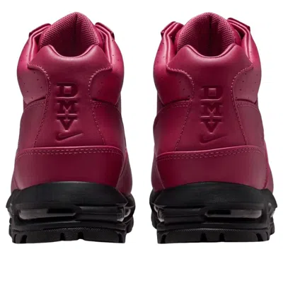 Nike Air Max Goadome Boot In Burgundy