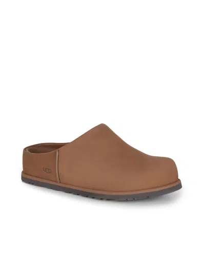 Ugg Otzo Clogs In Brown