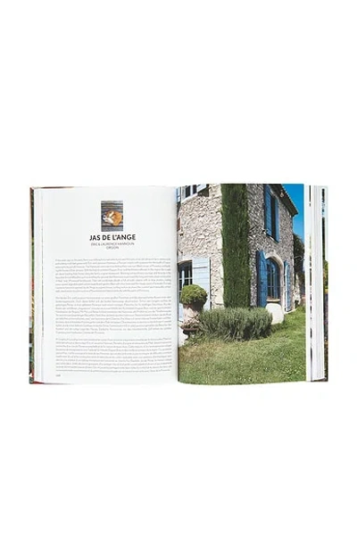 Taschen Living In Multi