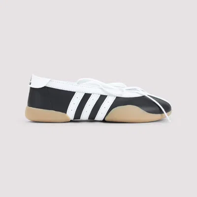 Adidas Originals Sneakers With Contrast Stripes And Rubber Sole In Multi