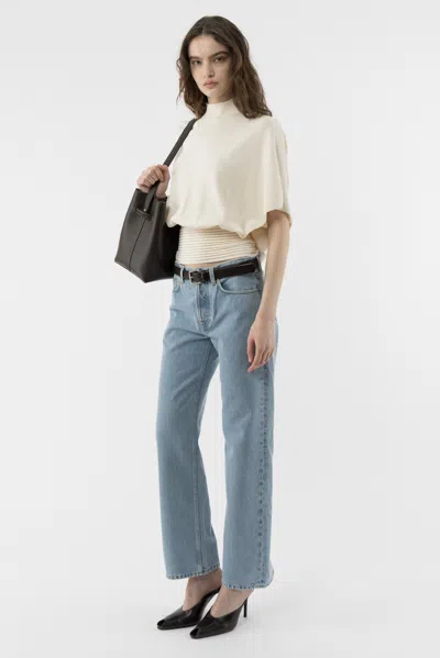 Arakii Regular Light Wash Jeans In Blue