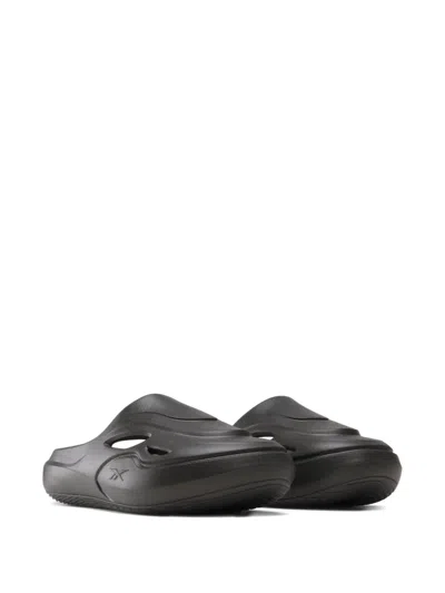 Reebok Dmx Recovery Mules In Black