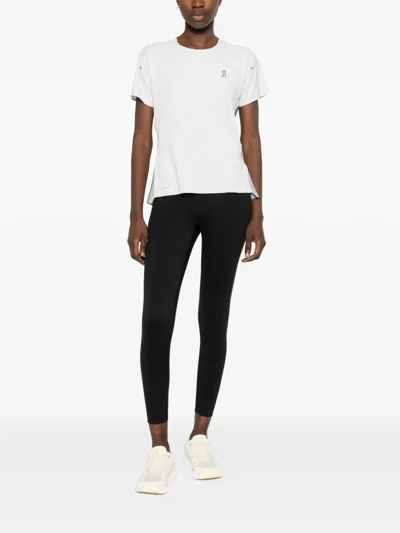 On Logo Performance T-shirt In Red