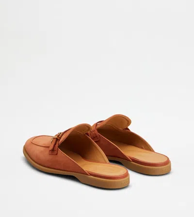 Tod's Orange Solid Sabots Slides In Brown
