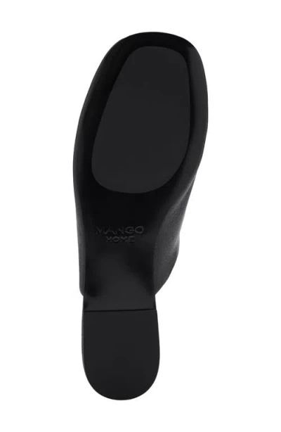 Mango Square Toe Mule In Black