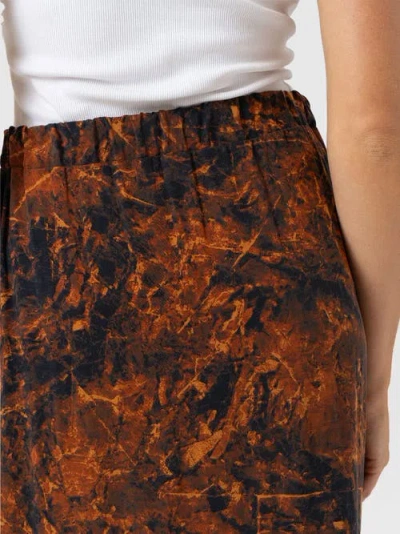 Saint + Sofia Sutton Skirt In Black